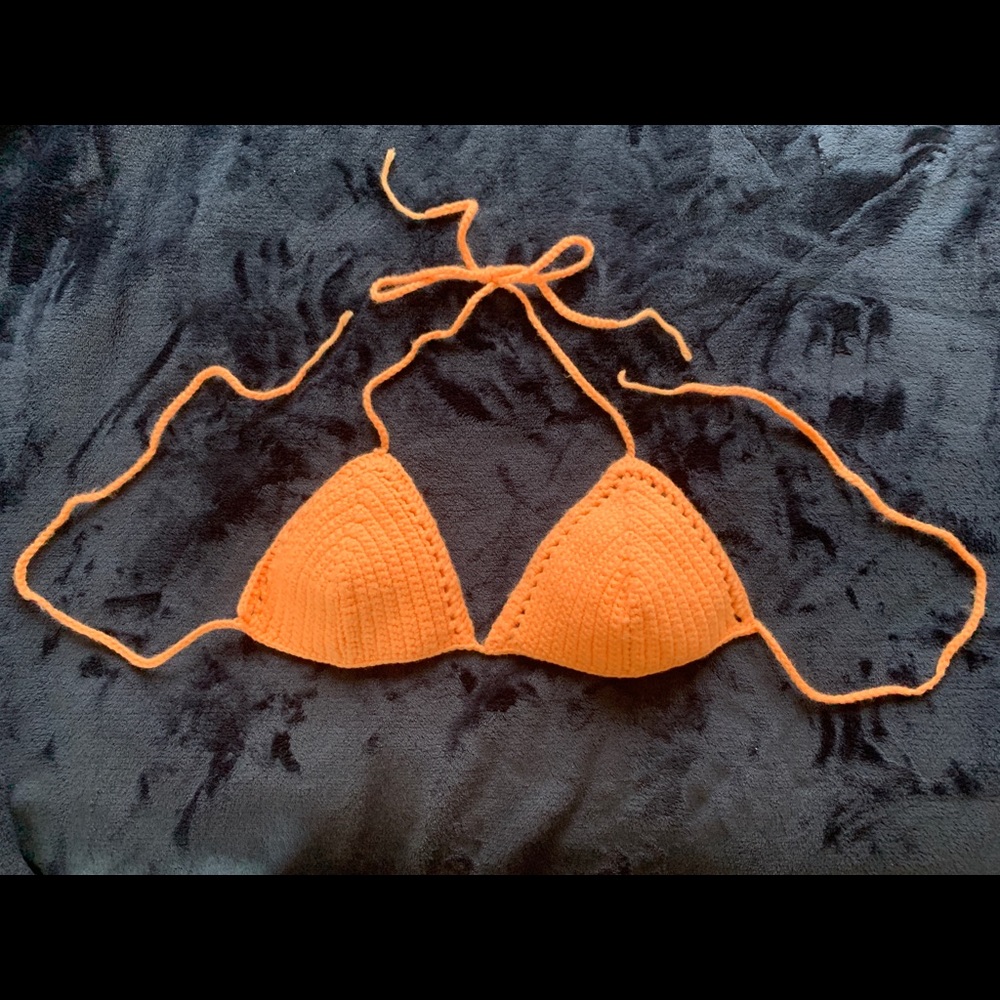 Peach 🍑 Crochet (Bikini) Top 👙